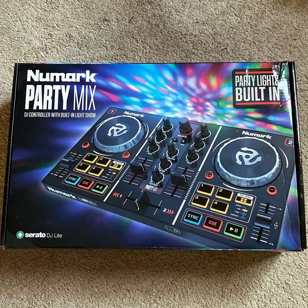 Numark DJ controller w/ built in light show